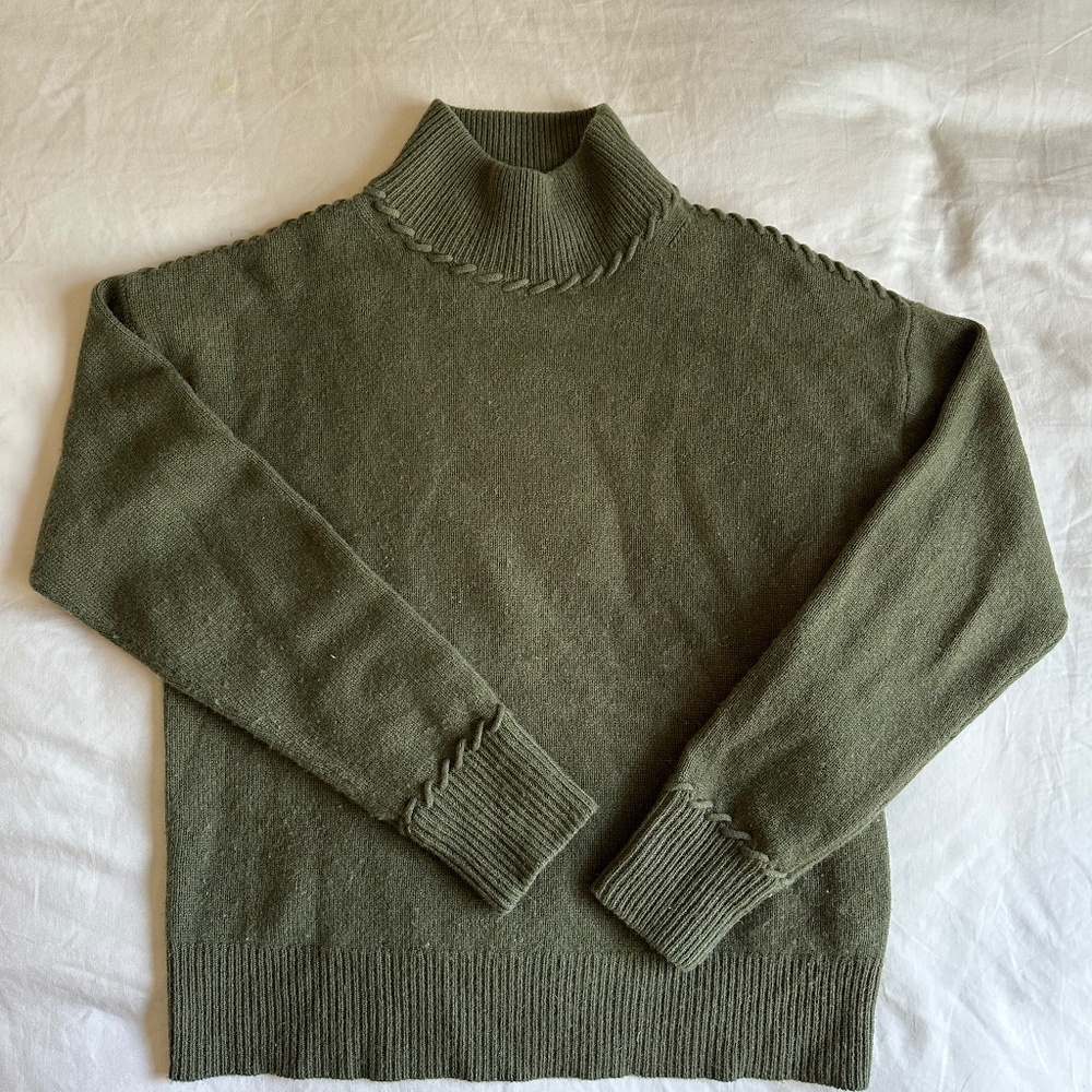 Theory cashmere sweater
